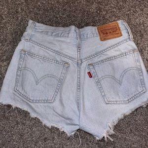 501 Levi shorts size 24 light wash